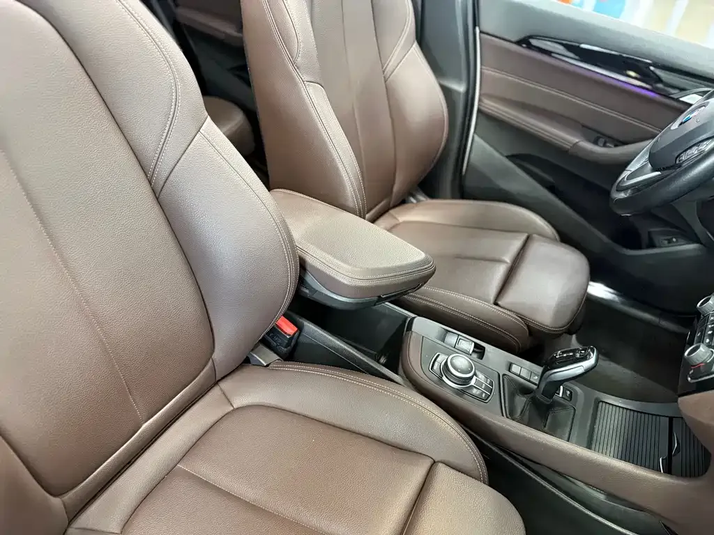 BMW X1 2021 из CN, фото 2