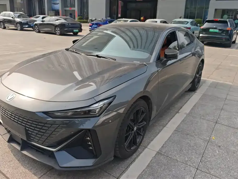 Changan UNI-V