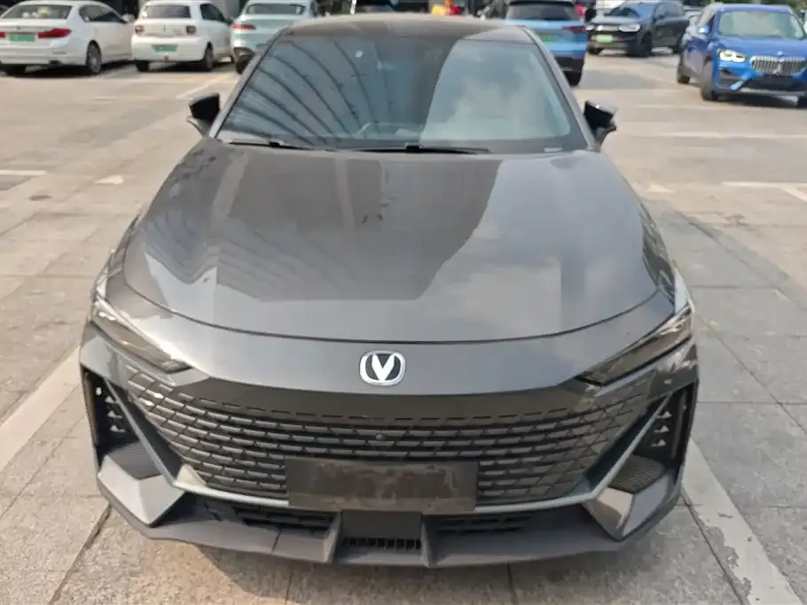 Changan UNI-V 2023 из CN, фото 2
