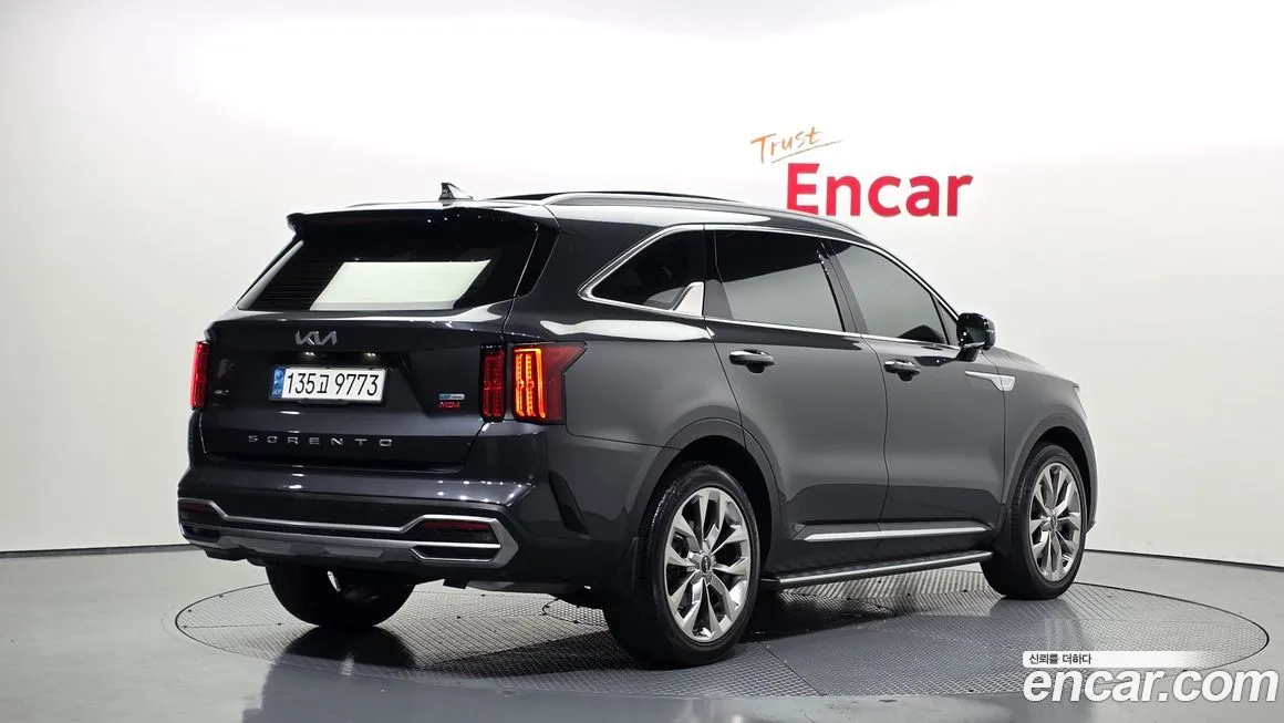 Kia Sorento — фото 5