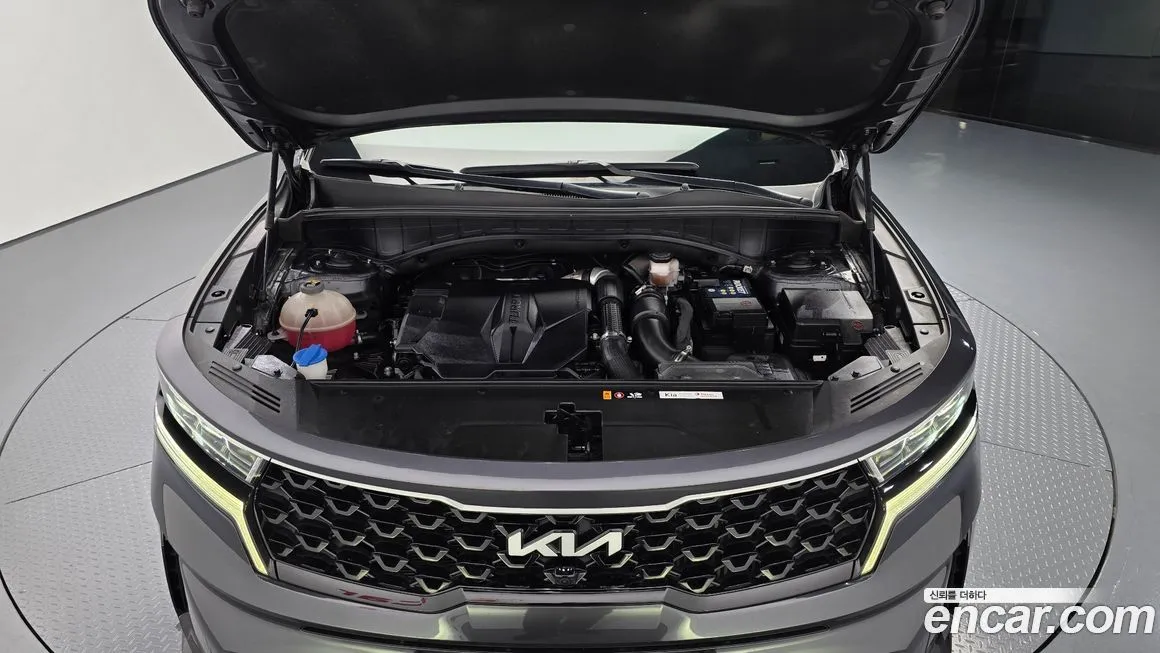Kia Sorento — фото 7