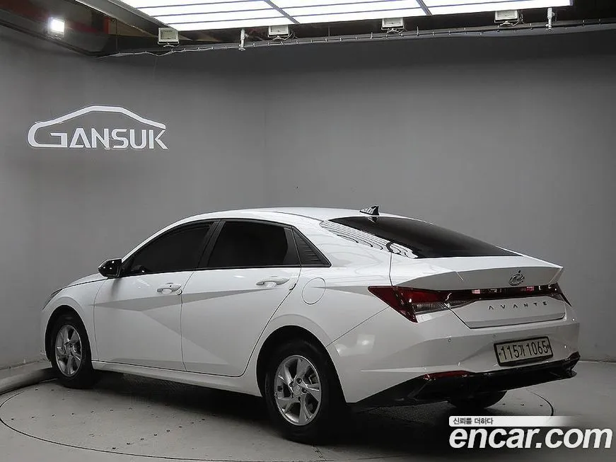 Hyundai AVANTE — фото 5