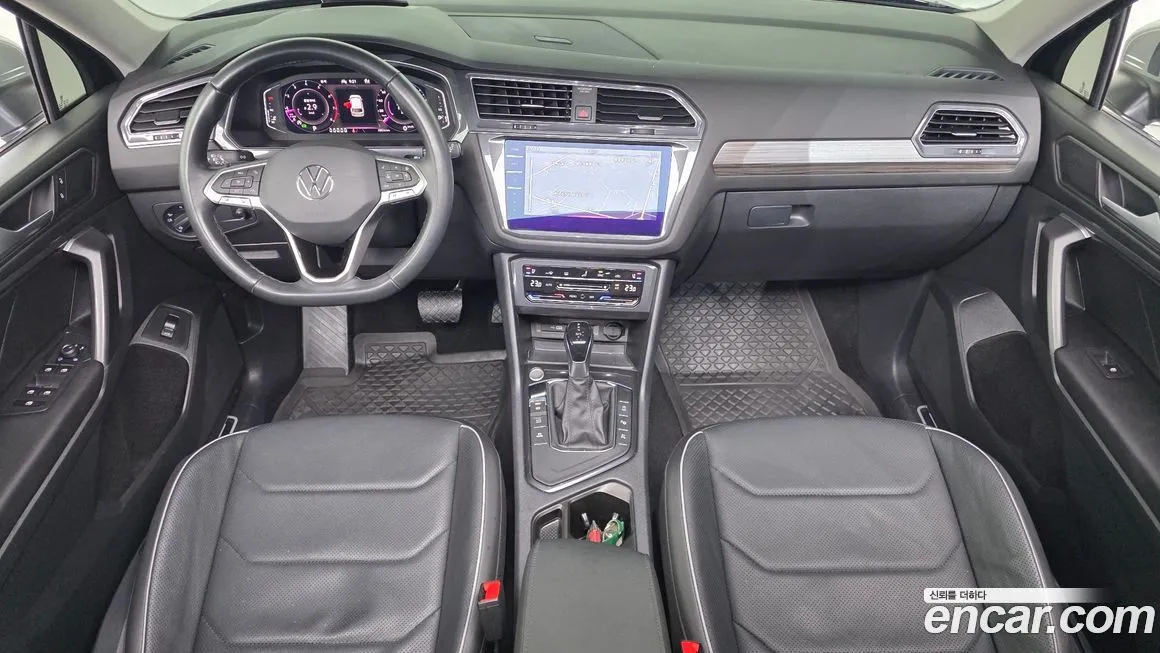 Volkswagen Tiguan — фото 7