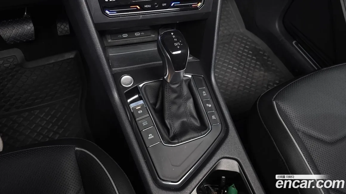 Volkswagen Tiguan — фото 3