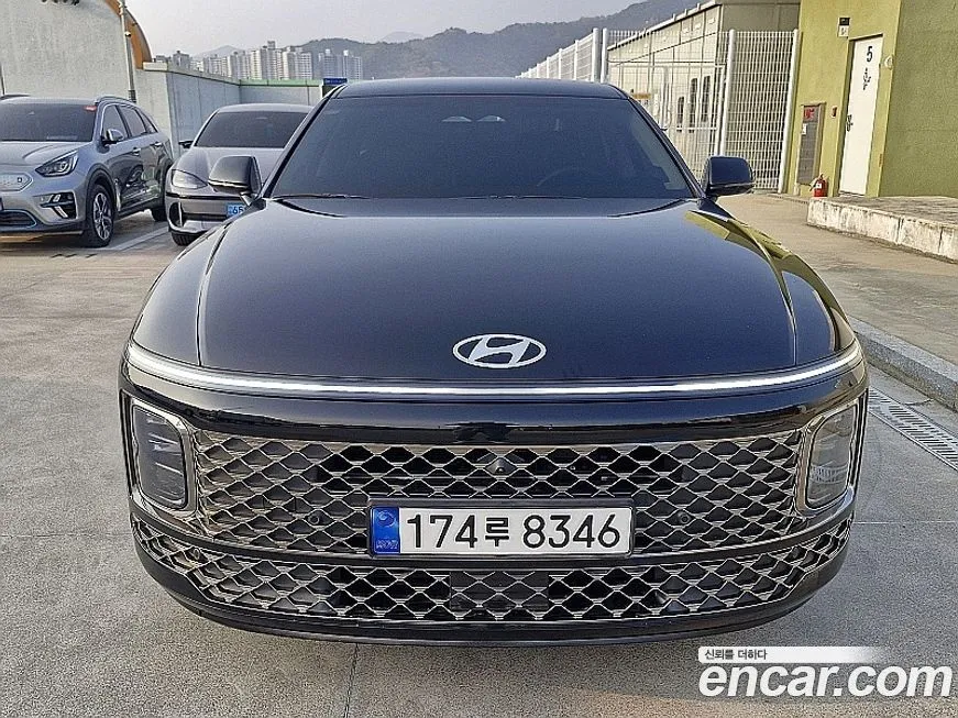 Hyundai Grandeur — фото 1