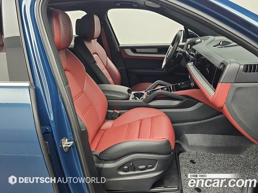 Porsche Cayenne 2024 из KR, фото 8