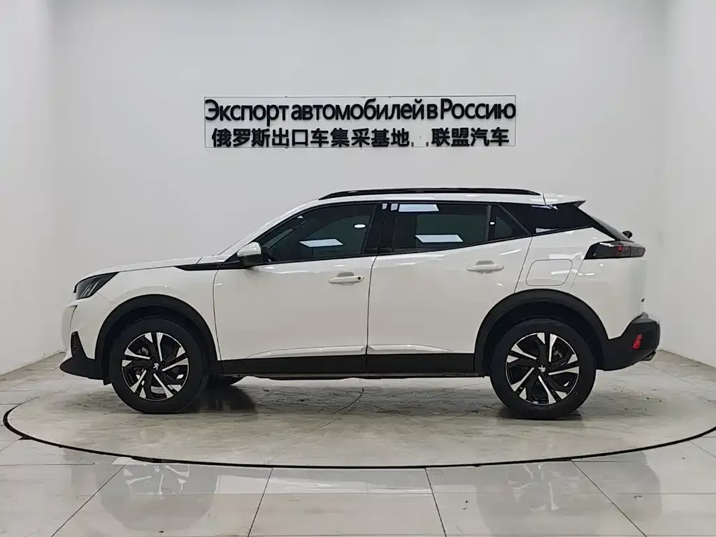 Peugeot 2008 — фото 10