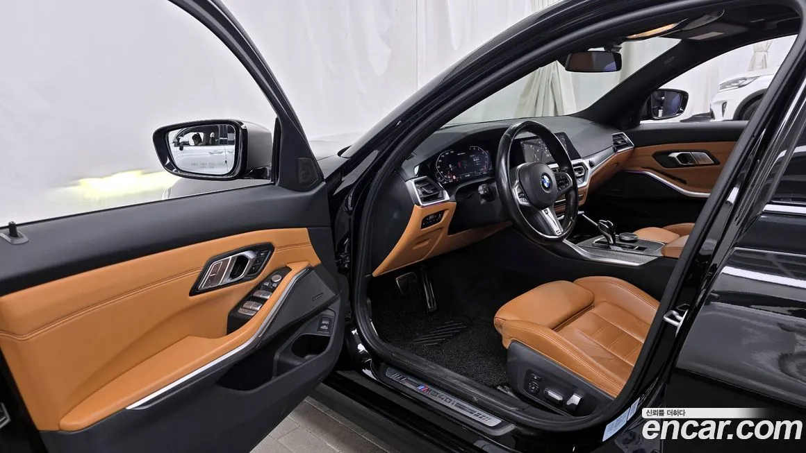 BMW 3-Series 2021 из KR, фото 9