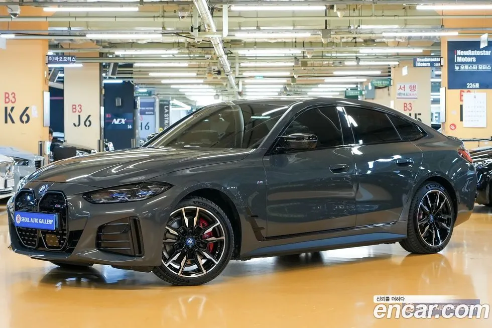BMW i4