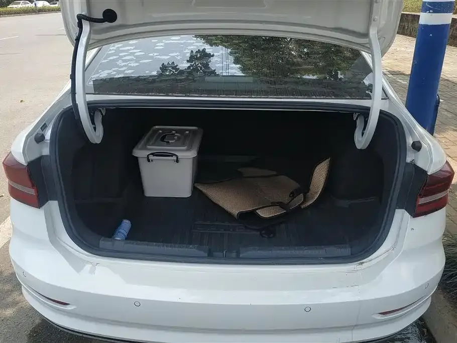 Volkswagen Lavida 2022 из CN, фото 8