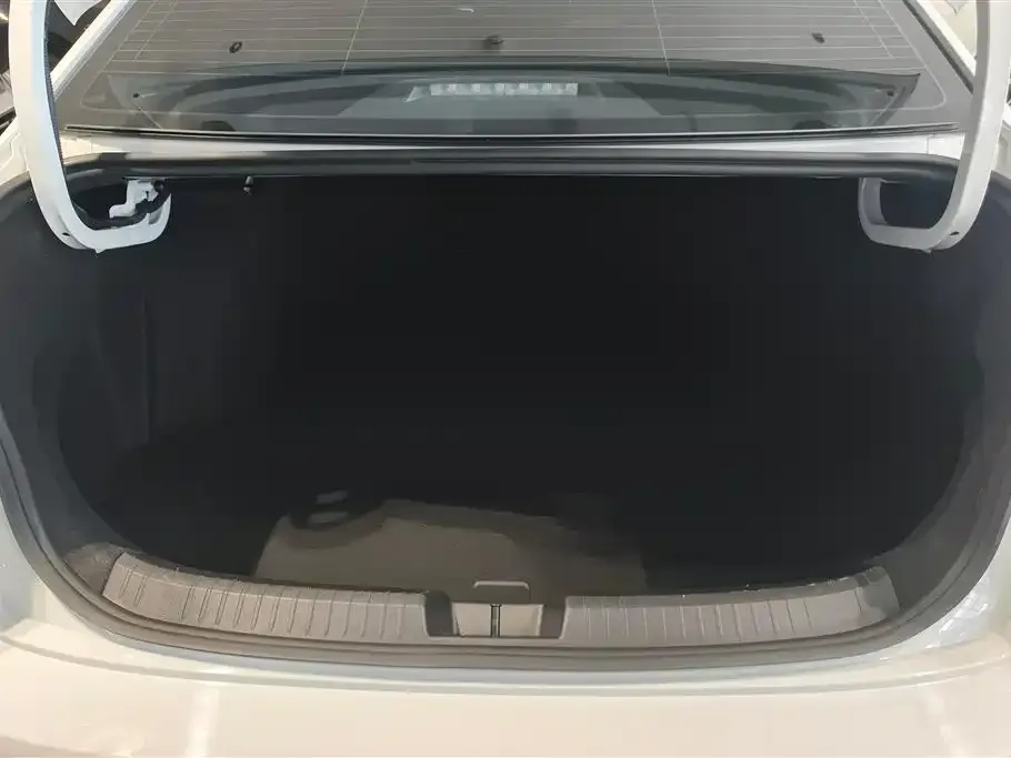 Volkswagen Sagitar 2025 из CN, фото 4