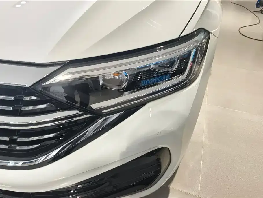 Volkswagen Sagitar 2025 из CN, фото 3