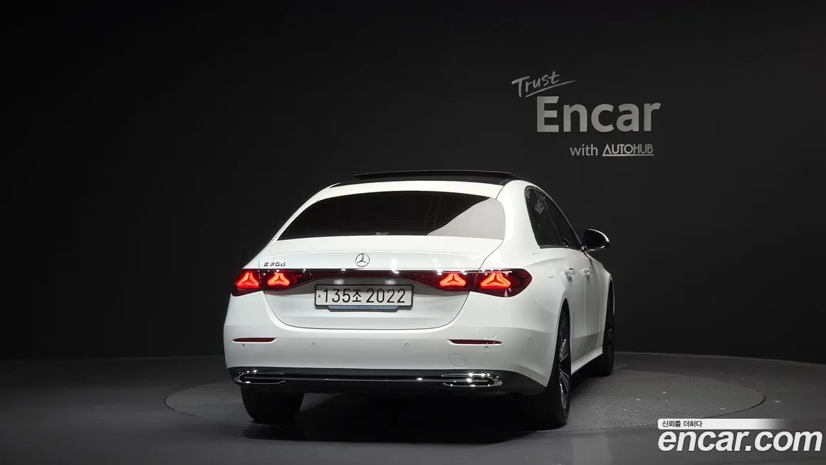 Mercedes-Benz E-Class 2024 из KR, фото 2