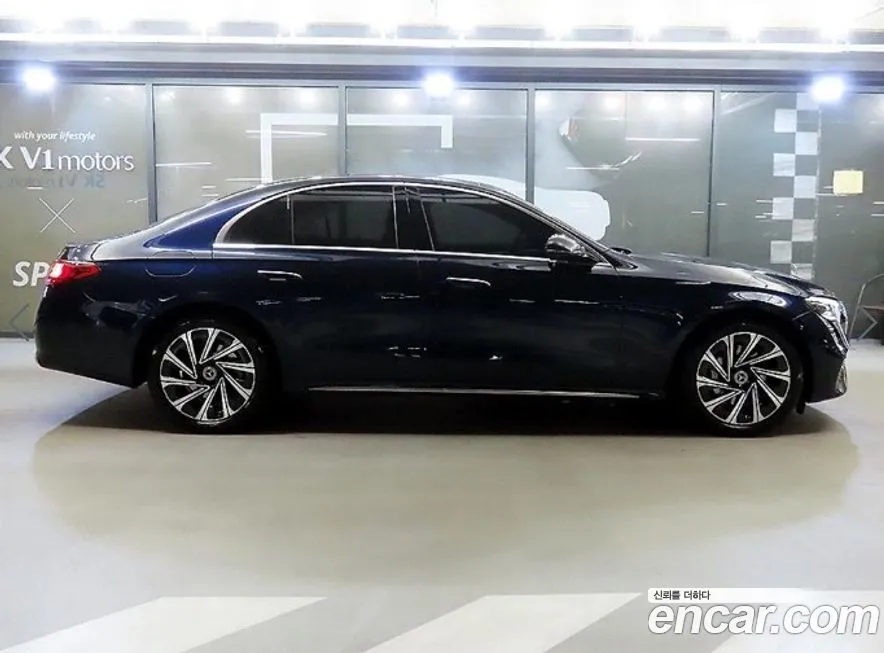 Mercedes-Benz E-Class 2024 из KR, фото 2