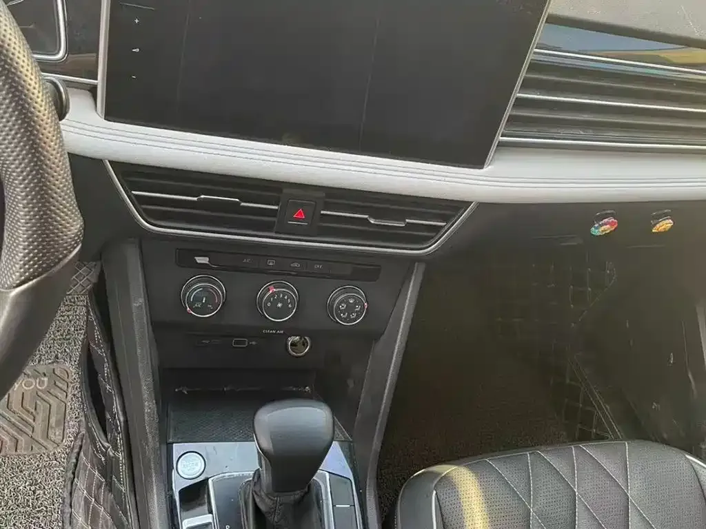 Volkswagen Tiguan L 2023 из CN, фото 5