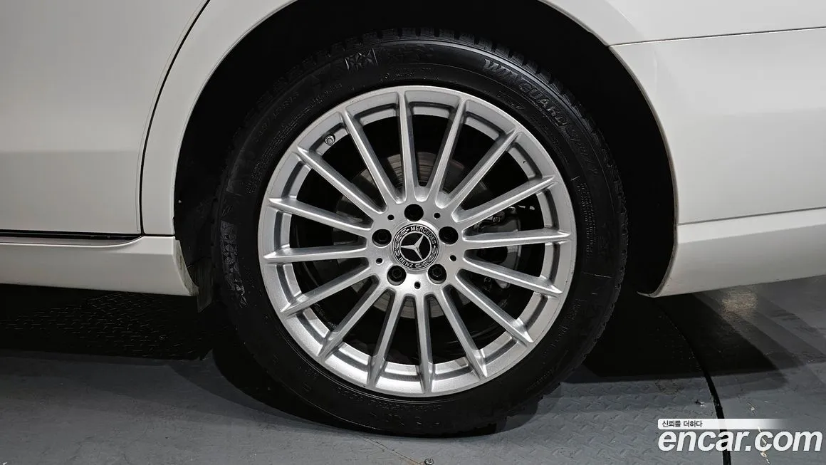 Mercedes-Benz E-Class 2021 из KR, фото 6