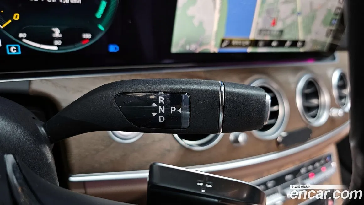 Mercedes-Benz E-Class 2021 из KR, фото 9