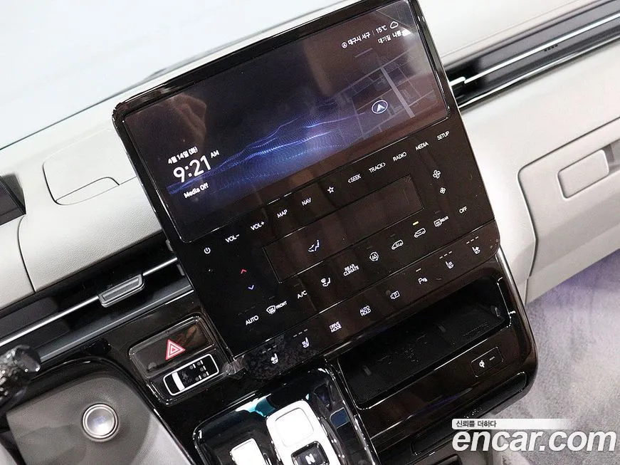 Hyundai Staria — фото 10