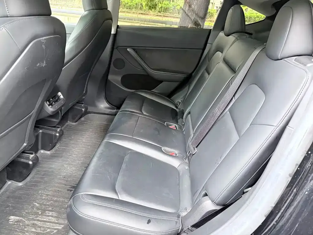 Tesla Model Y 2022 из CN, фото 5