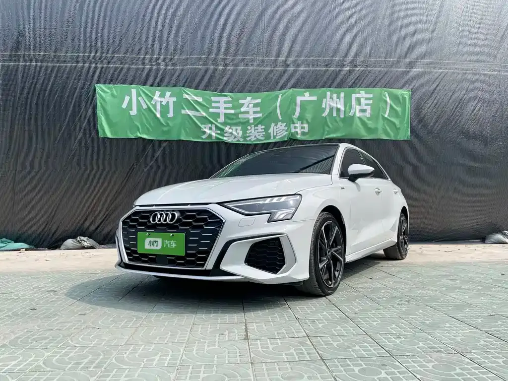 Audi A3 2023 из CN, фото 1