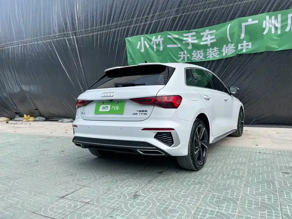 Audi A3 2023 из CN, фото 2