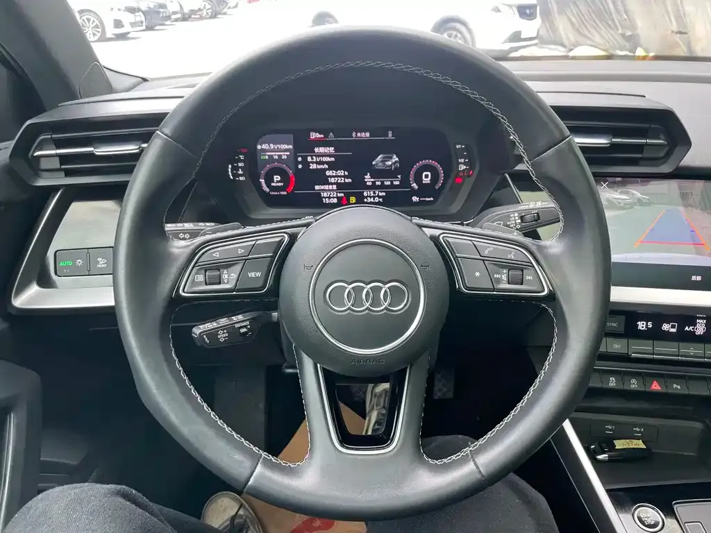 Audi A3 2023 из CN, фото 4