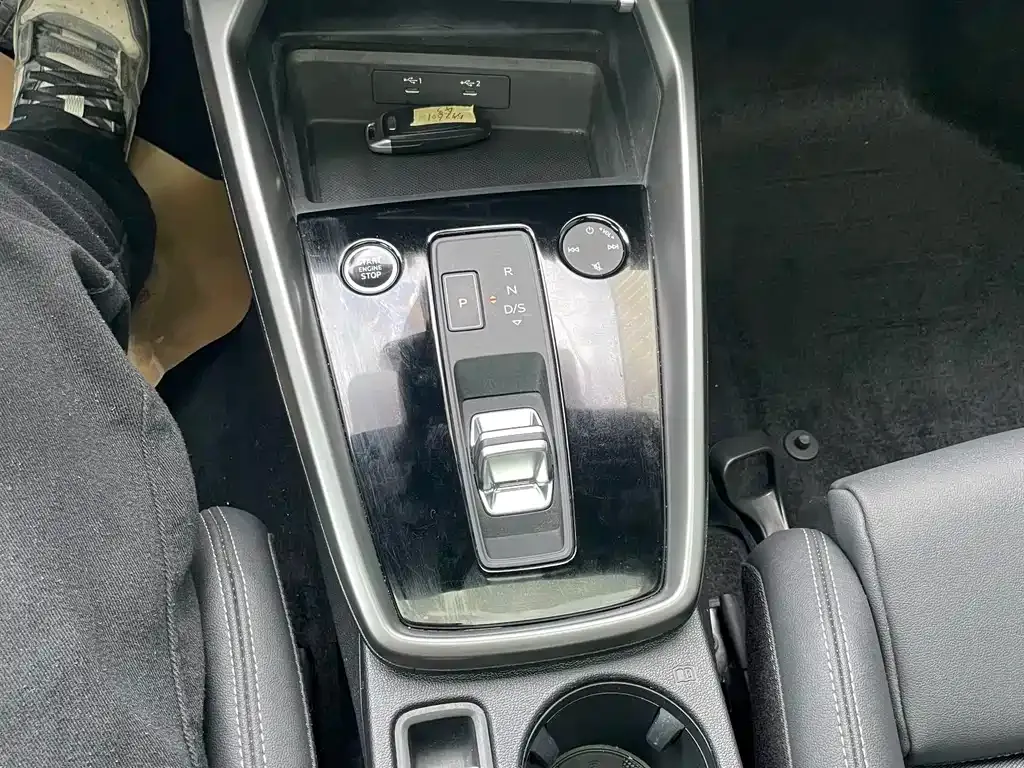 Audi A3 2023 из CN, фото 9