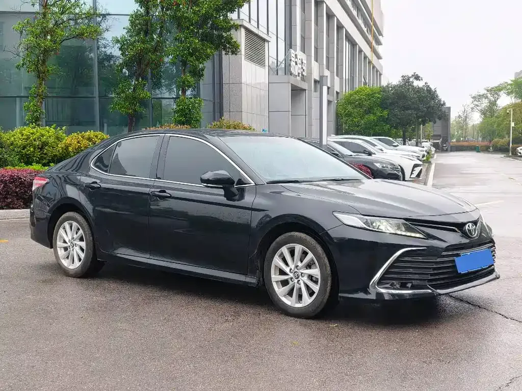 Toyota Camry 2023 из CN, фото 6