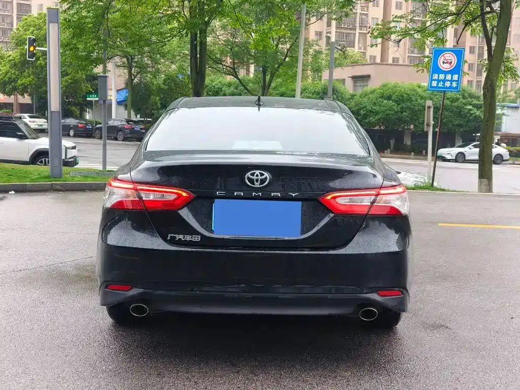 Toyota Camry 2023 из CN, фото 9