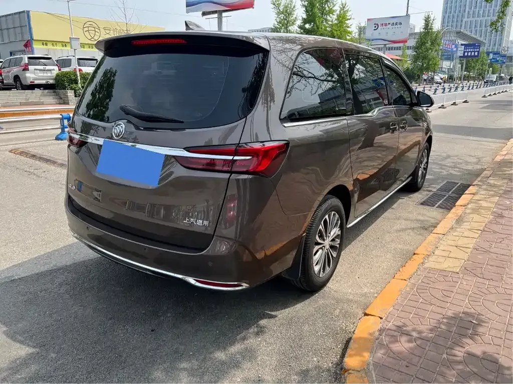 Buick GL8 2025 из CN, фото 2