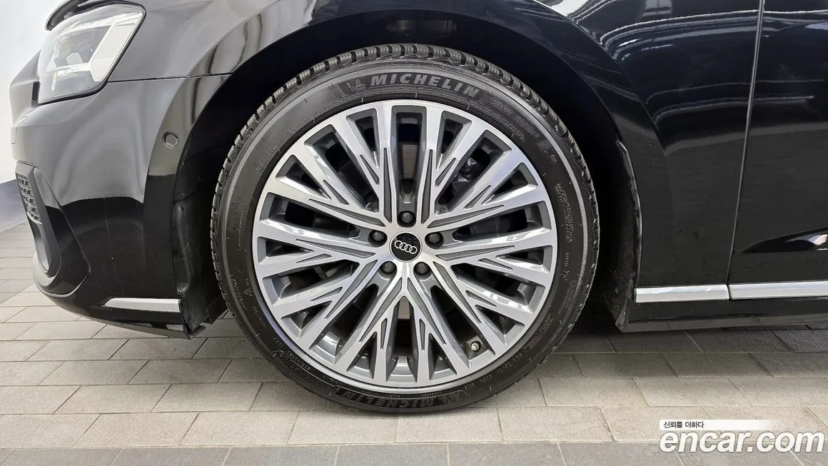 Audi A8 2023 из KR, фото 10