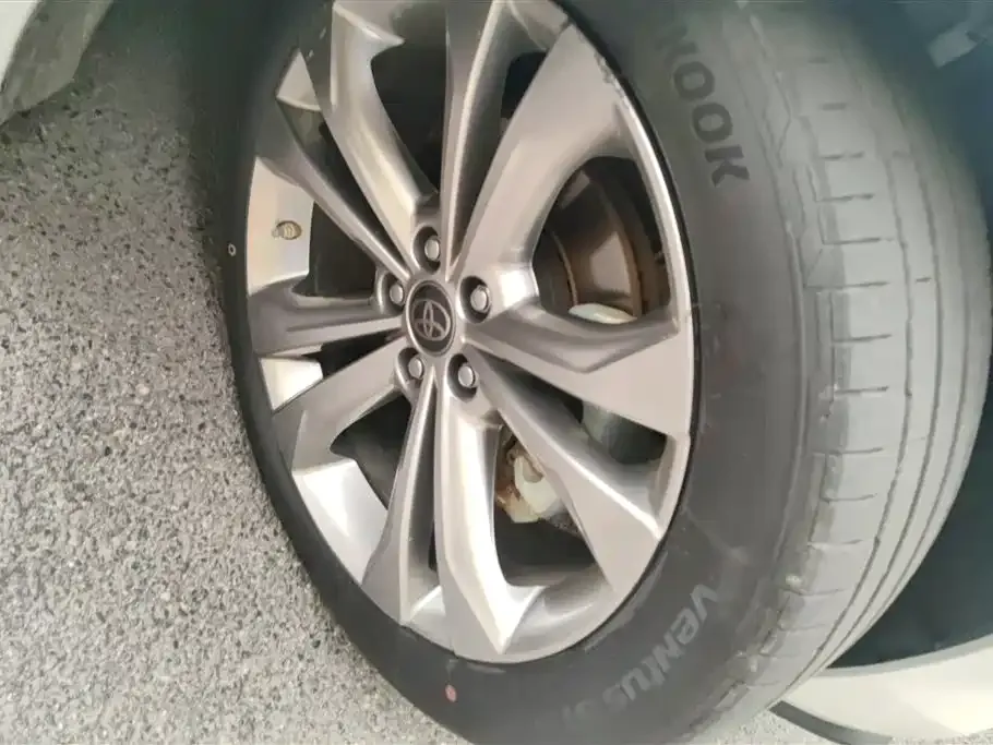 Toyota Sienna 2024 из CN, фото 9