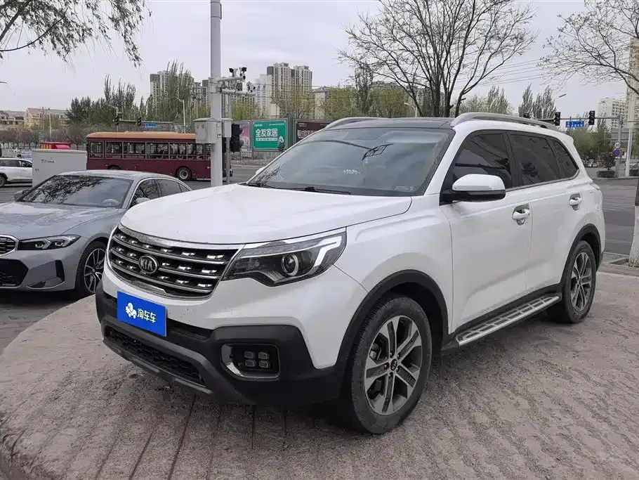Kia Sportage — фото 1