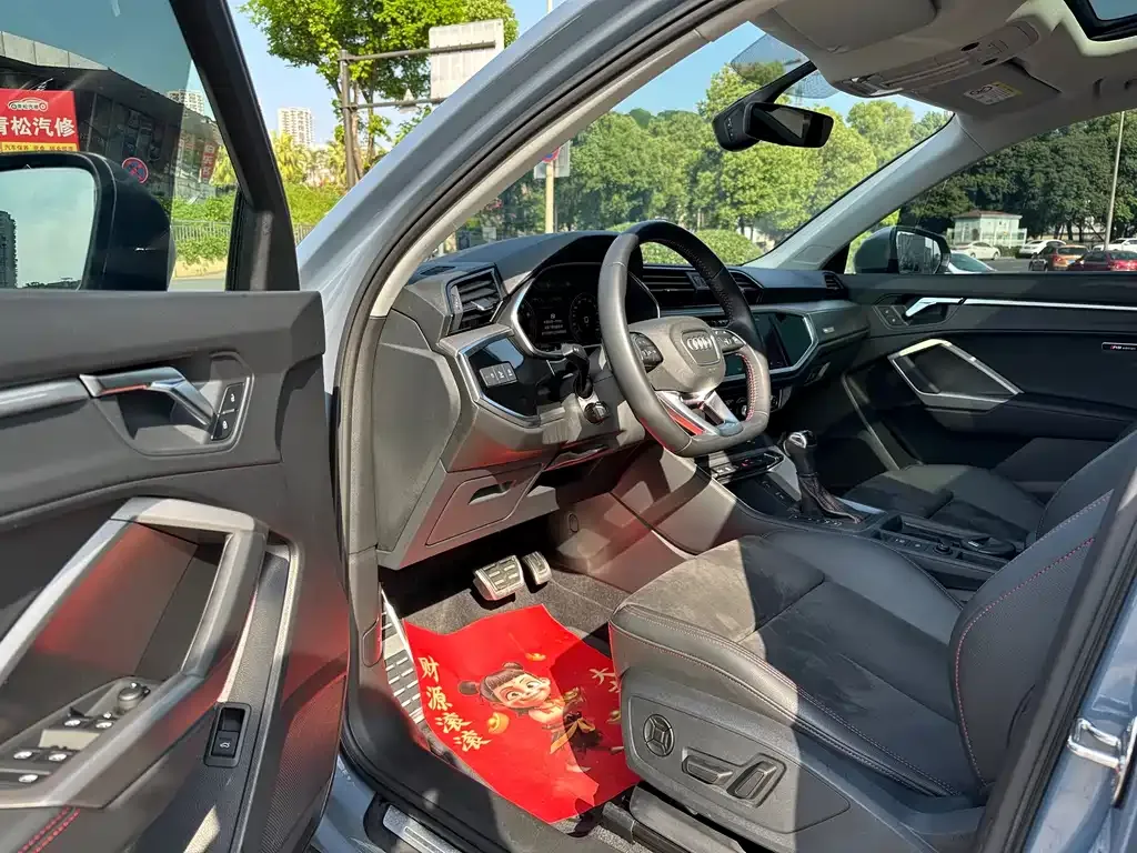 Audi Q3 2022 из CN, фото 6