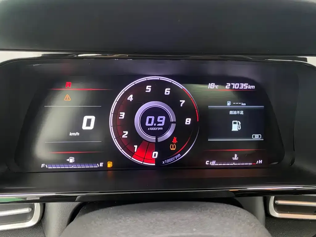 Hyundai Elantra 2023 из CN, фото 3