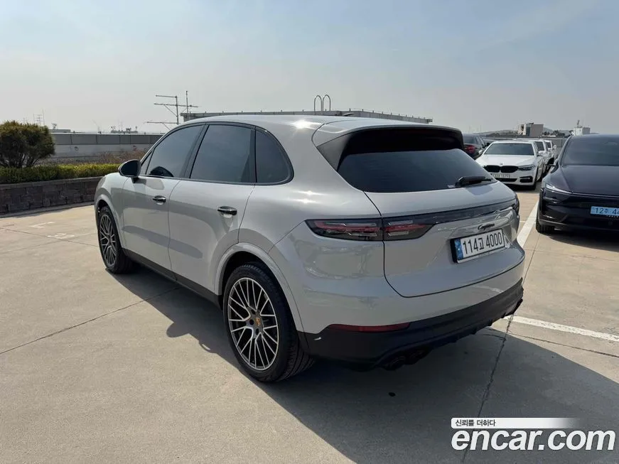 Porsche Cayenne 2023 из KR, фото 3