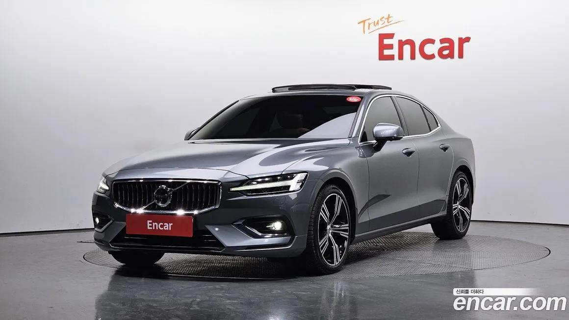 Volvo S60 2021 из KR, фото 1