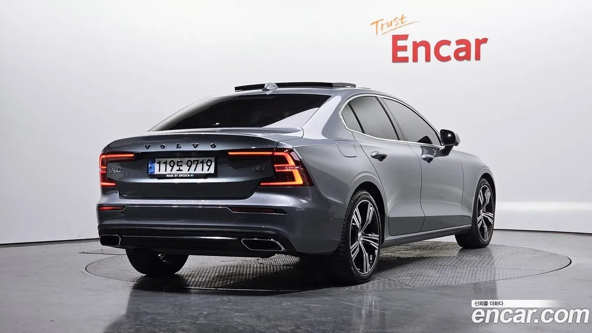 Volvo S60 2021 из KR, фото 9