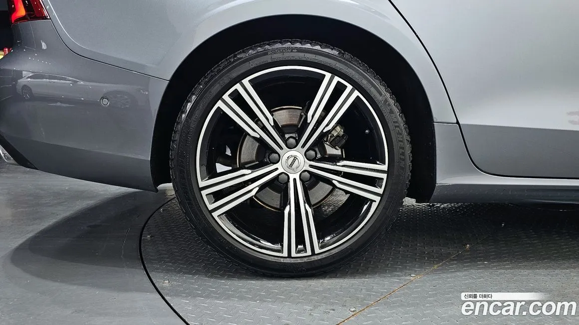 Volvo S60 2021 из KR, фото 7