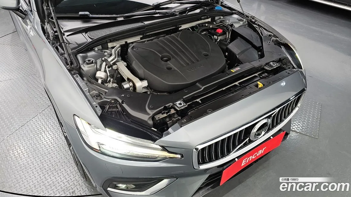 Volvo S60 2021 из KR, фото 5
