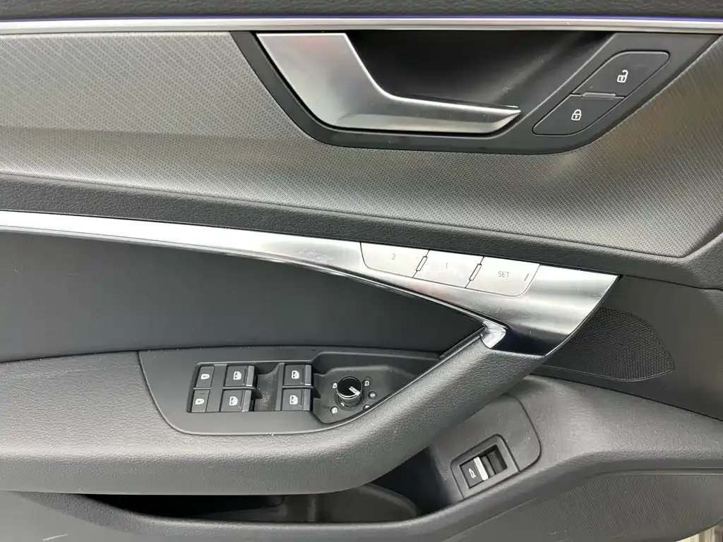 Audi A6 (Import) 2023 из CN, фото 5