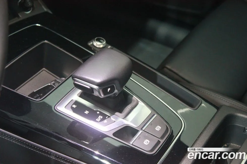 Audi Q5 2021 из KR, фото 9