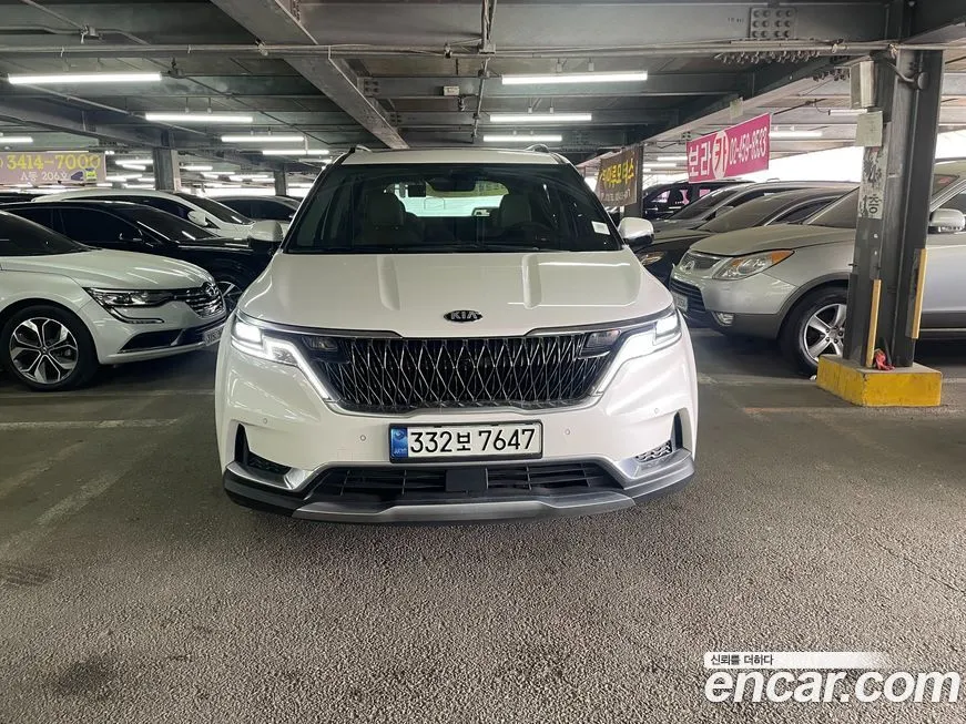 Kia Carnival — фото 1