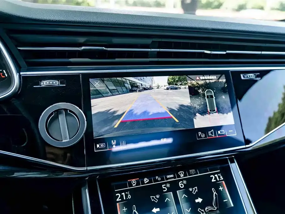 Audi Q8 2022 из CN, фото 6