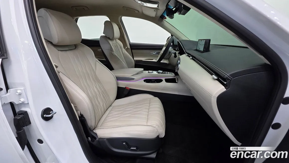 Genesis GV70 2023 из KR, фото 8