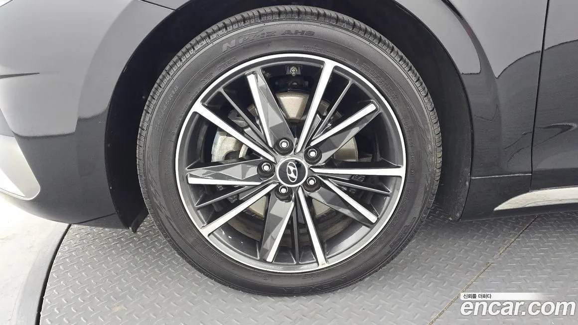 Hyundai Grandeur 2023 из KR, фото 9