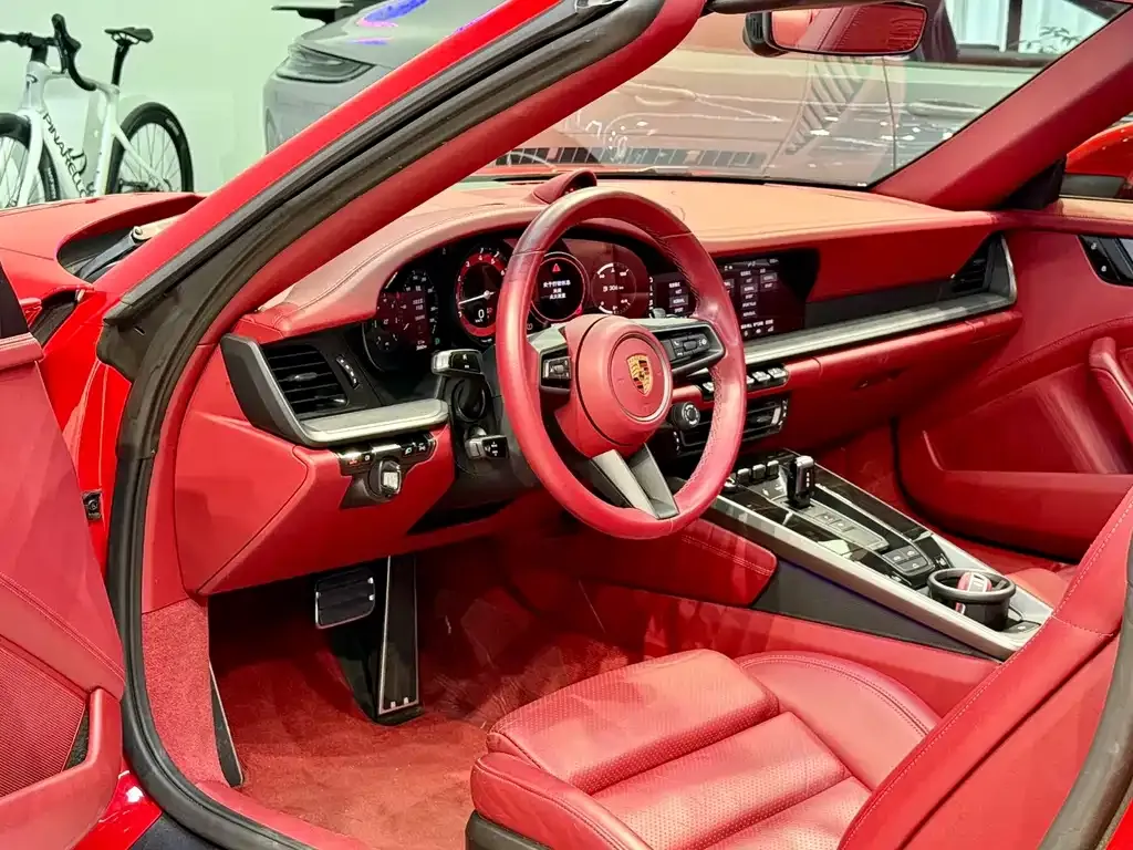 Porsche 911 2021 из CN, фото 10