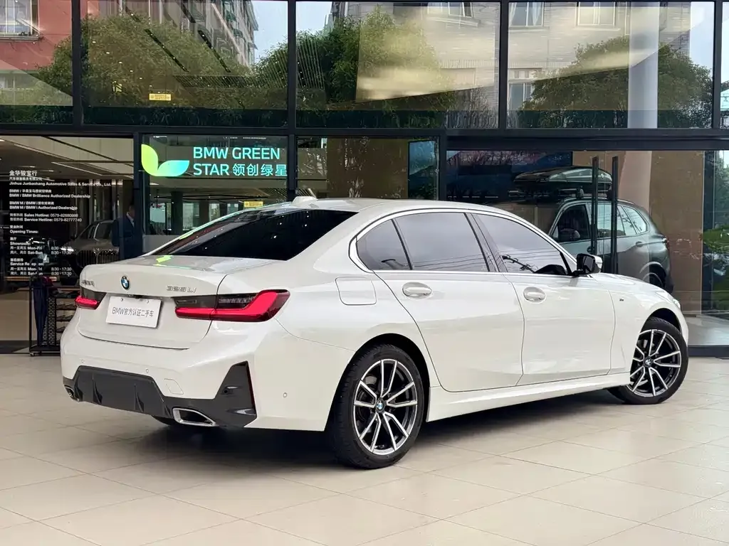 BMW 3 Series 2024 из CN, фото 3