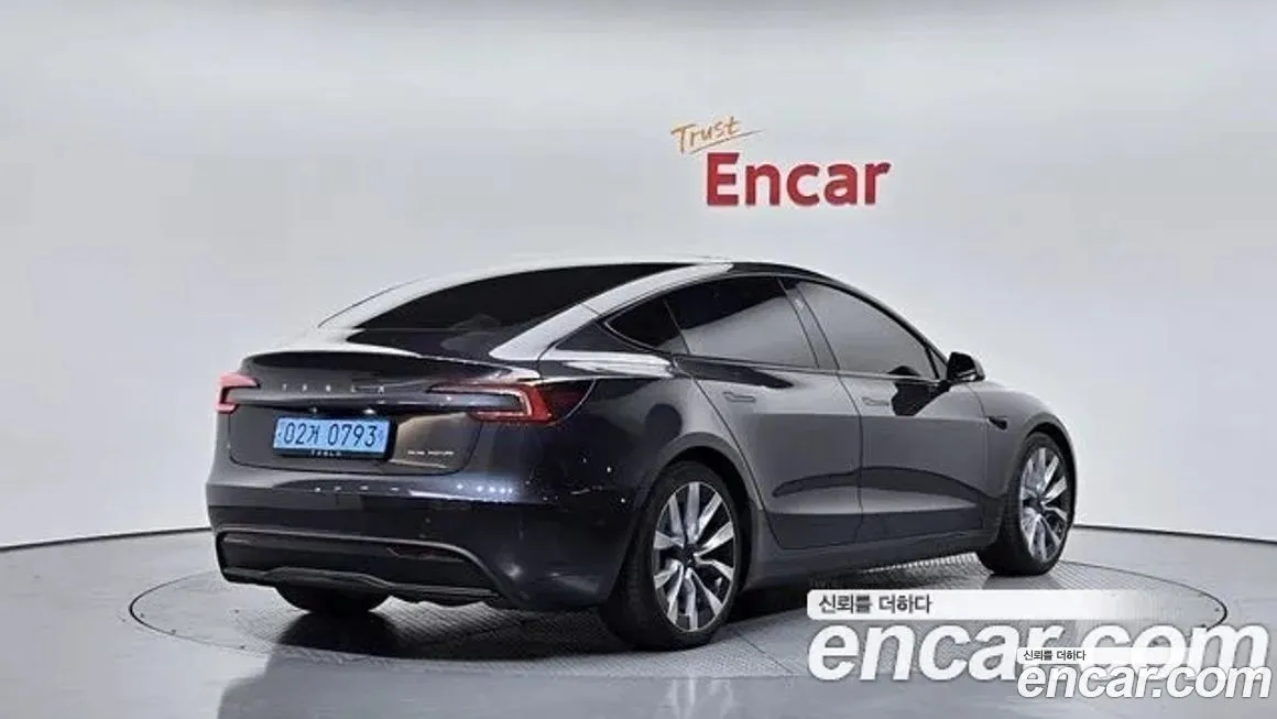 Tesla Model 3 2024 из KR, фото 4