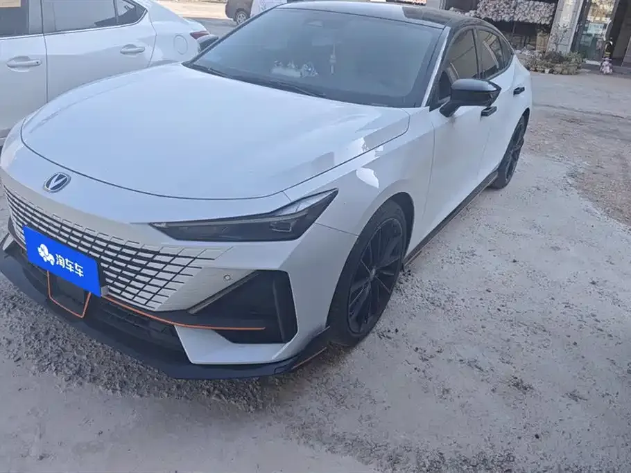 Changan UNI-V 2023 из CN, фото 1